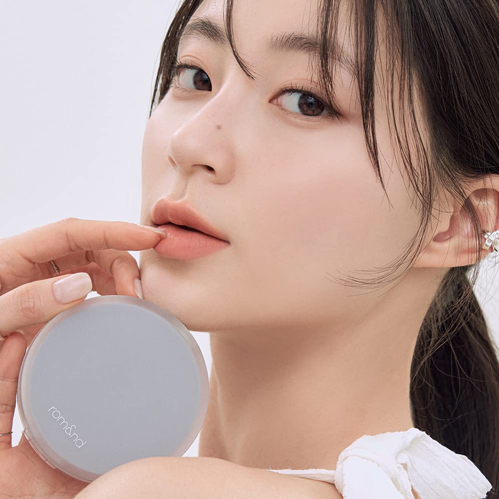 Rom&nd Nu Zero Cushion (01 Porcelain 17) Long Lasting, High Coverage, Semi Matte Finish, Flawless Complexion Without Cakey Face, Makeup Base and Fixer, Thinly Layered, Korean Cushion Foundation