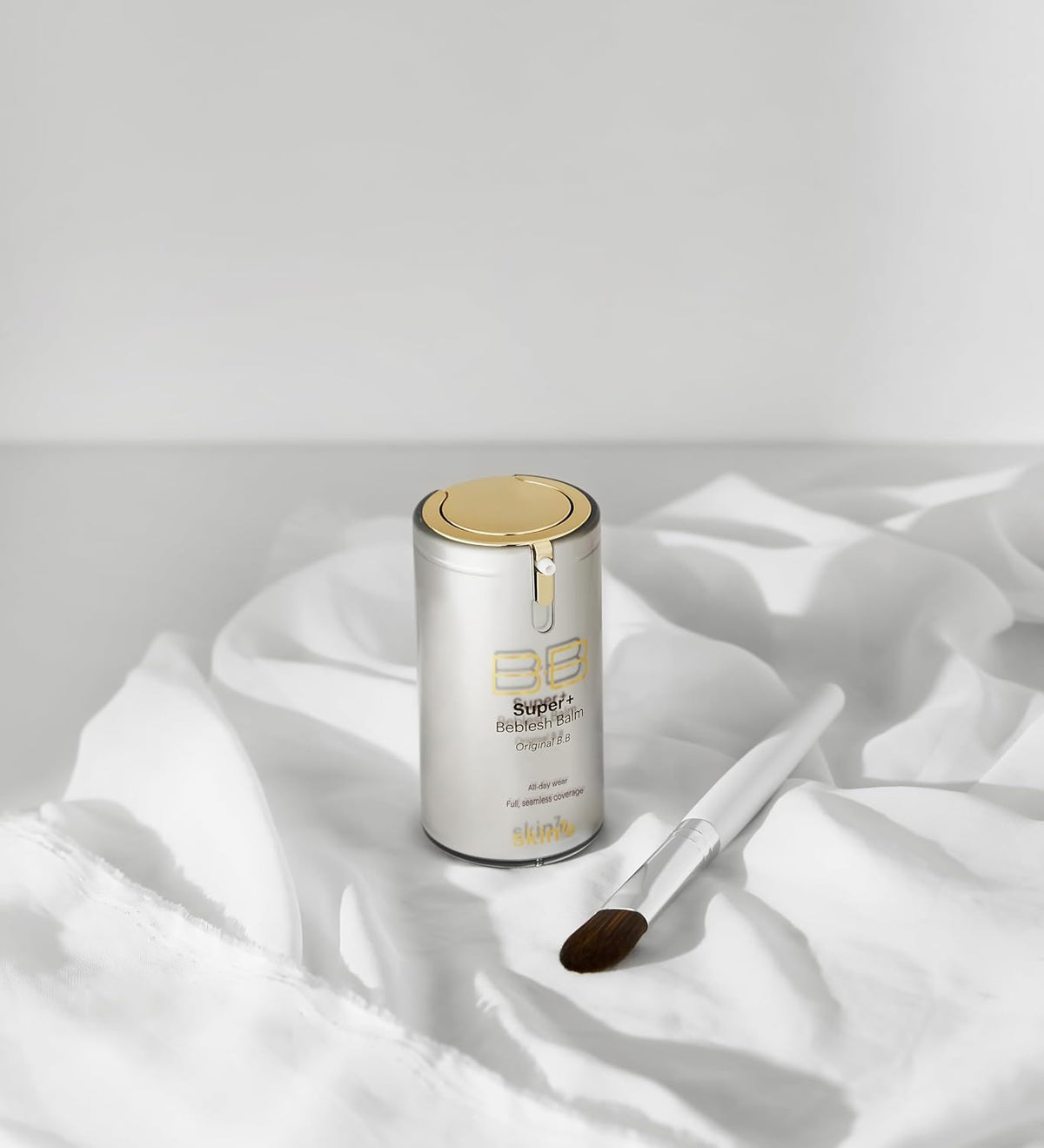 SKIN79 Gold BB Super Plus Beblesh Balm Cream 40g 1 Pack - Made in Korea, US Exclusive Version K Beauty Flawless Radiant Base Foundation Makeup Blemish Cover Tinted Moisturizer Natural 21 Color
