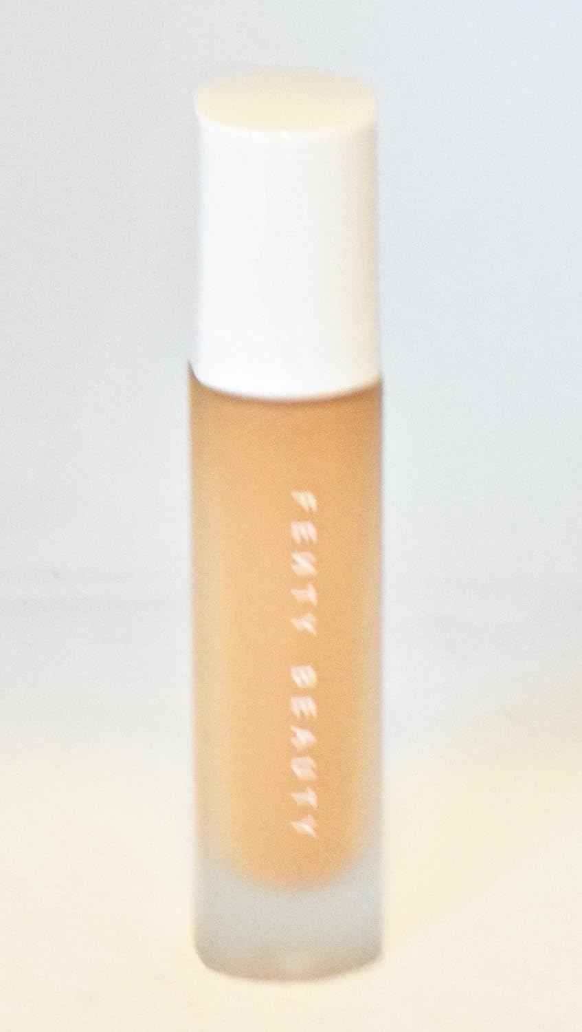 Fenty Beauty by Rihanna Pro Filt’r Soft Matte Longwear Liquid Foundation 230