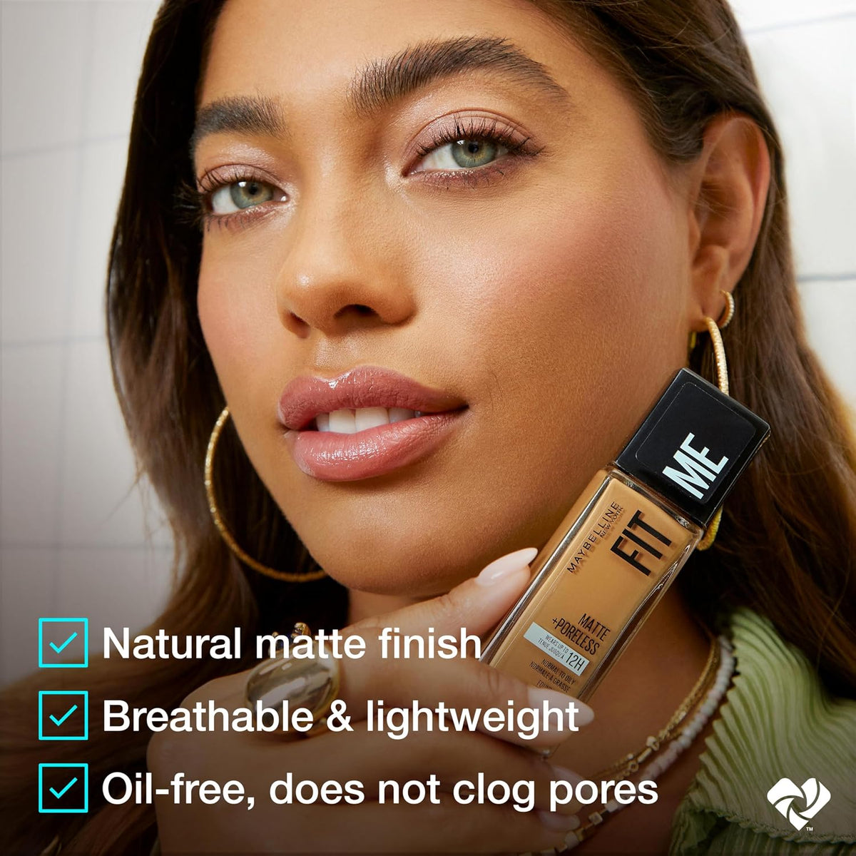 Maybelline Fit Me Matte + Poreless Liquid Oil-Free Foundation Makeup, Light Beige, 1 Count (Packaging May Vary)